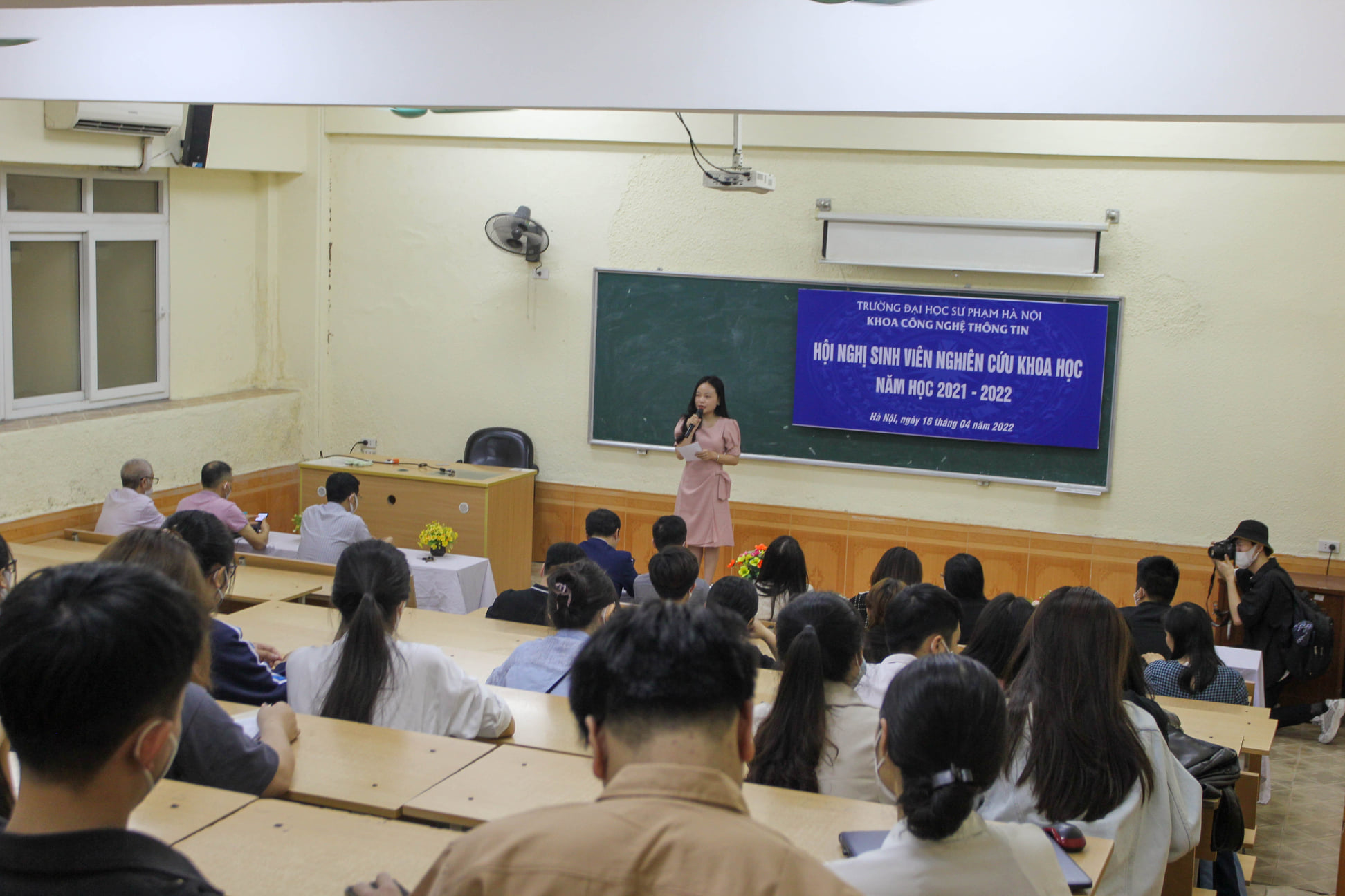 THÔNG BÁO LẦN 1  HỘI NGHỊ SINH VIÊN NGHIÊN CỨU KHOA HỌC NĂM HỌC 2021–2022